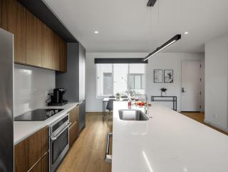 Horizon - 2 Units - Jacuzzi - Private Balconies - 8