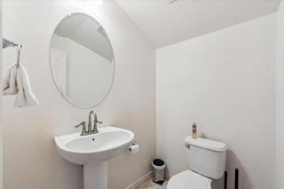 Pinnacle Breeze-Private Backyard-Mins to Six Flags - 7