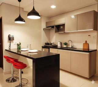 céntrico y cómodo monoambiente - 0