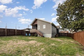 Gray Pearl- Single-Family Home -4 mins to Broadway - 2