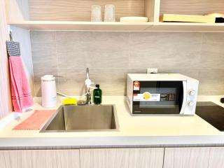 RD 1-6PAX Sunsuria Studio Setia alam home Wi-Fi TV - 9