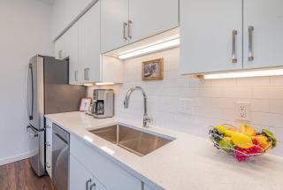 Treble Maker -Rooftop Lounge - Pool - In Music Row - 6