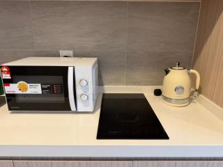 RD 1-6PAX Sunsuria Studio Setia alam home Wi-Fi TV - 1