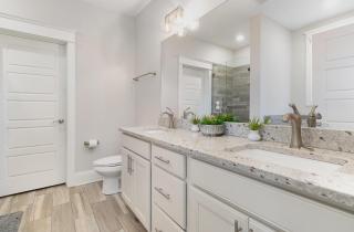 Trilogy - Private Porch - Walk to Centennial Park - 1