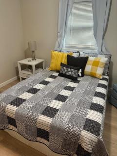 The Tinley House - 9