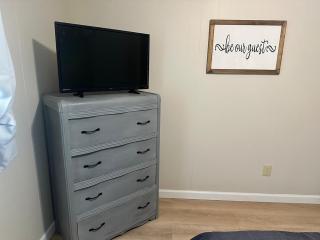 The Tinley House - 7