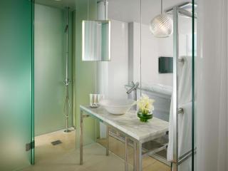 Sanderson London - 9