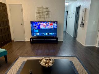 Charming Midwest 3 Bedrooms 2 Bathrooms - 6