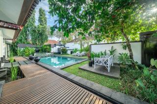 Ocean Two 3BR Private Pool in Oberoi Seminyak - 6