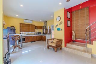 V225 Spacious 3BR Villa Pool and Garden Near Beach - 9