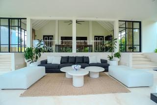 Luxury 3BR Villa Sehmagi Butler Service & Views - 0