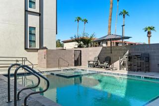 Papago Townhouse-Rooftop Deck-Old Town - 2