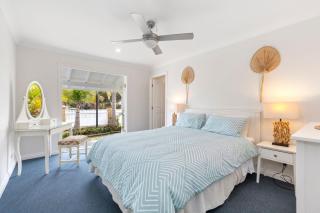 Seascape Cottage - Shelly Beach - 4