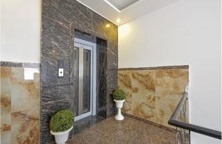 Hotel Red Plaza-Near Delhi Airport-Free Airport Drop - 2