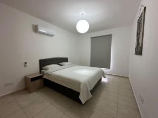 2 Bedroom Penthouse Apartment With Swimming Pool - 4