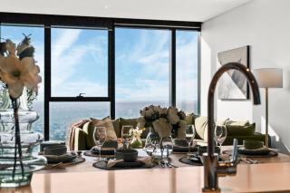 81st Floor, City & River Views, Free Car Parking - 1