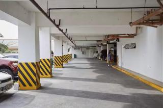 SweetLove Hideaway CITYLAND Condo 2-BR, 2-Bath, Living room, Sleeps 12, Kitchen, Free Pool, Wi-Fi, 2 Parking, View-Deck on 24F rooftop - 2