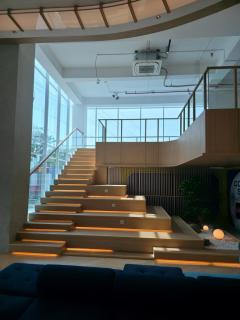 Japanese Minimalist Studio at Kyo Society - Surabaya - 8