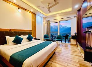 Hilltop Heaven With Scenic Mountain View - 9