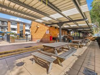 Beachside Escape with Resort Facilities Sandcastles 226 - 4