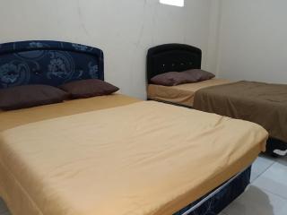 Dua Puteri Homestay Bromo - 2