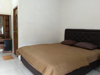 Dua Puteri Homestay Bromo - 1