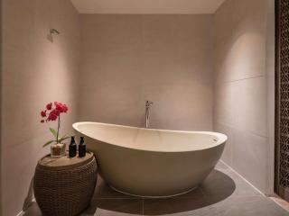 Pullman Lombok Merujani Mandalika Beach Resort - 7