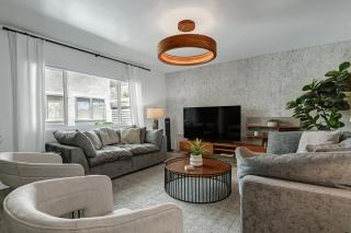 Palm Canyon Modern Bungalow - Alice Lodging - 0