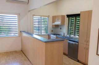 Studio room ensuite bathroom Brisbane City near Kangaroo Point and Gabba Cricket stadium - 8