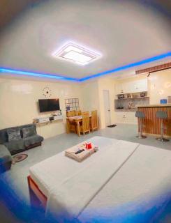 Wyne's Tiny House near Royal Farm Resort - 0