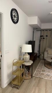 1 Bdr-Den spacious Full luxury apartment - 6