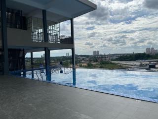 Cozy 3BR Escape Modern Comfort in the City - 2