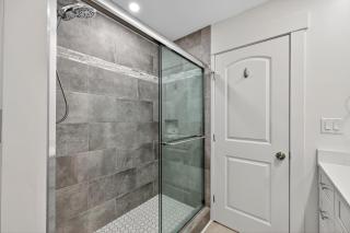 613 Queen's Grant - 1