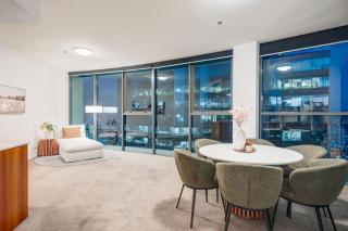 Glasshouse on Felix - Luxury Brisbane City Apartment with River Views, Pool and Parking - 9