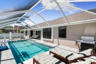 Marco Island Beach Home - Heated Pool & Spa - 0