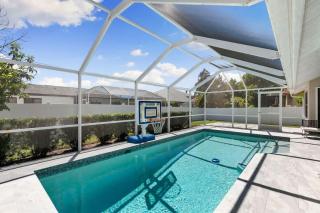 Marco Island Beach Home - Heated Pool & Spa - 4