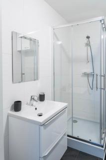 Fully Equipped Apartment, lovely bed - 8