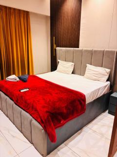 Blue Sapphire Forest Stays - 4