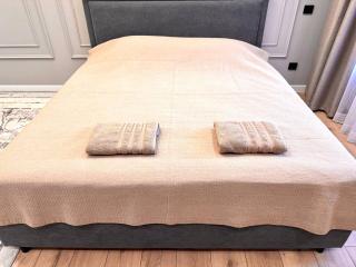 Cozy apartment on Frunze 466 - 0