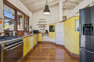 The Mud Brick House - 6