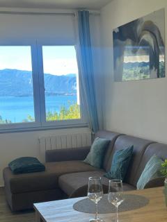 Il sorriso del lago - 6