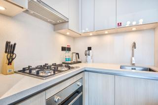 STAY BY LATINEM Luxury 1BR Holiday Home CB 3813 Near Burj Khalifa - 4