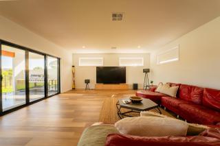 Riverfront 10 min to The Bend - 9