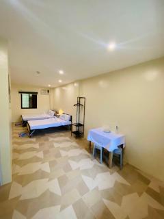 BossBabe Nacpan Beach House - 9