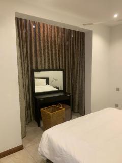 Crown Luxury Apartment 2 Bed Room Apartment - 8