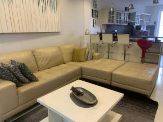 Crown Luxury Apartment 2 Bed Room Apartment - 5