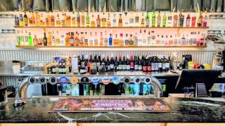 Ambassadors Hotel - 4