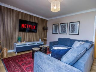 Great Views, Fast Wifi & Driveway Parking - 8