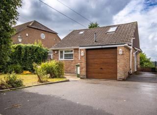 Great Views, Fast Wifi & Driveway Parking - 1