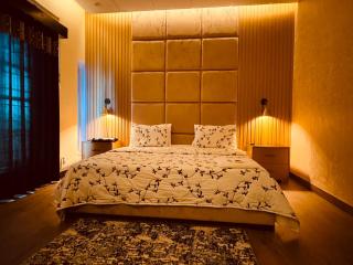 Crest View Guest House Islamabad - 8